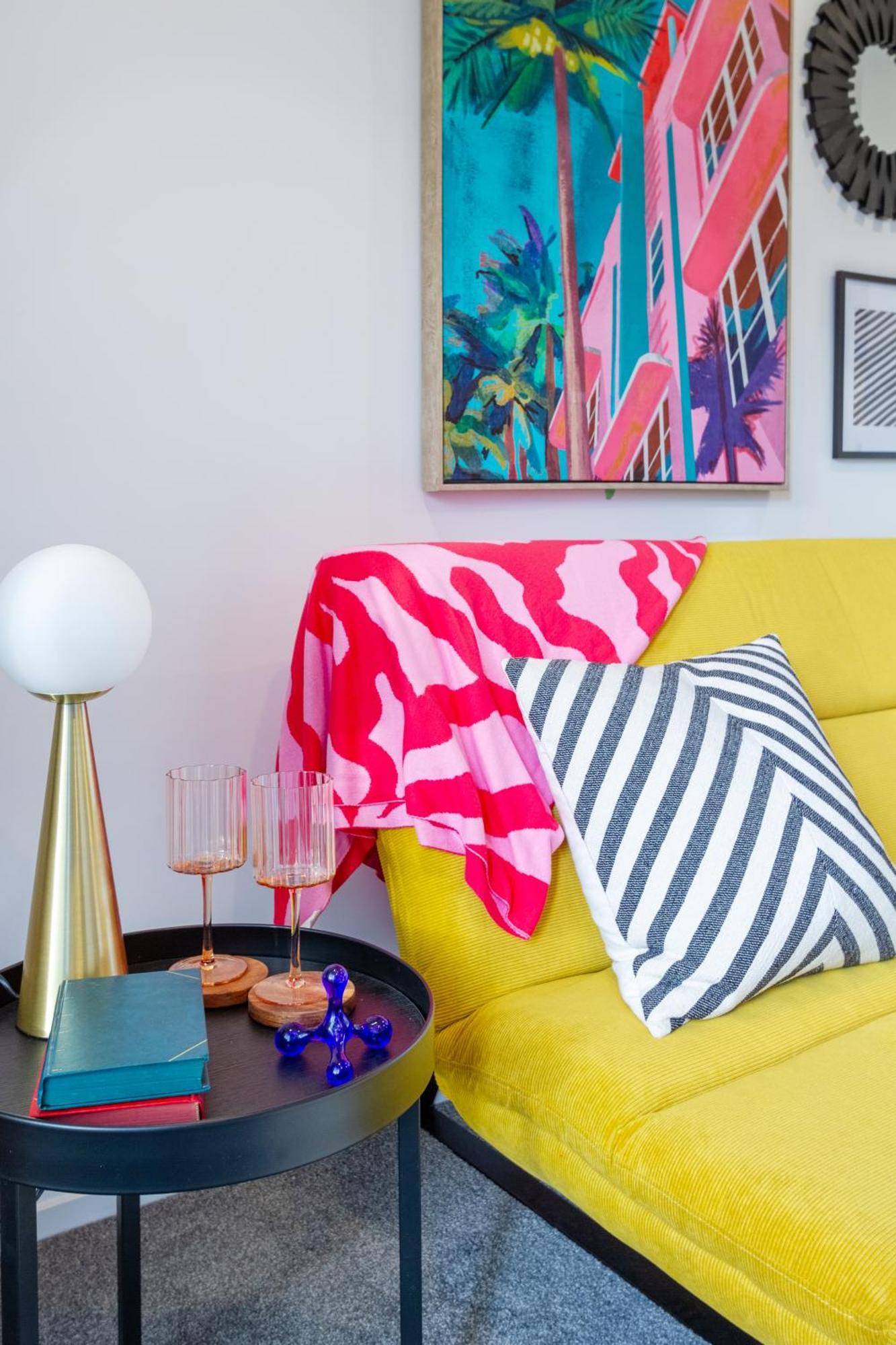 Beachfront 2br Retreat With Stunning Views Apartamento Christchurch